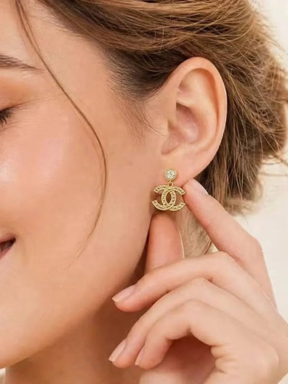 CHANEL Interlocking Logo Earrings